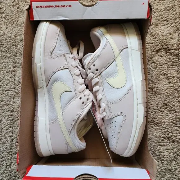 Wmns Nike Dunk Low Light Soft Pink Brand New Sz 8.5 - Picture 8 of 9